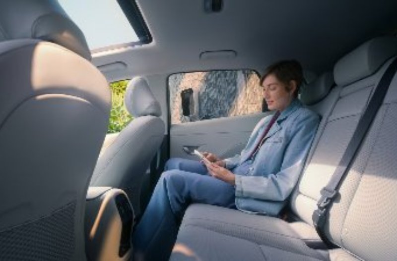 Connectivity Convenience  https://www.hutchings.co.uk/assets/media/konagreyinterior.jpeg