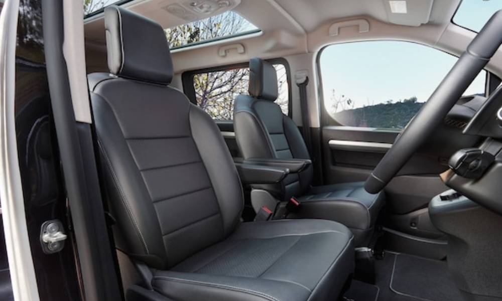 Vauxhall - Vivaro Life - Interior