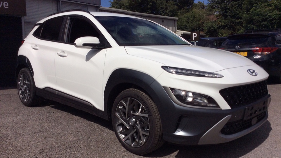 New HYUNDAI KONA 1.6 GDI HYBRID PREMIUM 5DR DCT Car Stock To Buy New HYUNDAI KONA 1.6 GDI HYBRID PREMIUM 5DR DCT Car Stock To Buy
