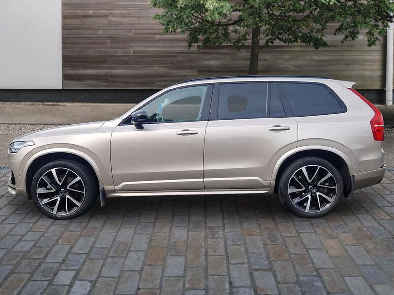 2024 74 VOLVO XC90