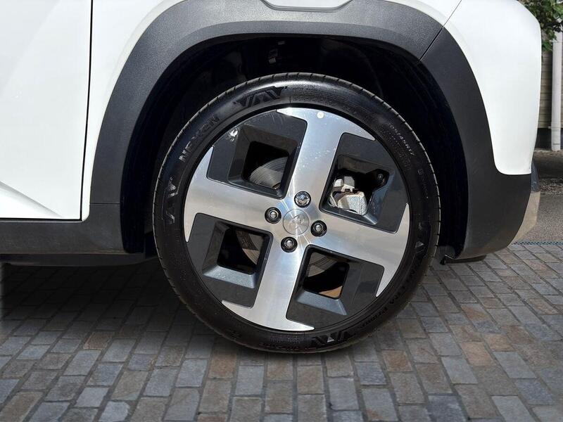 2025 75 HYUNDAI INSTER