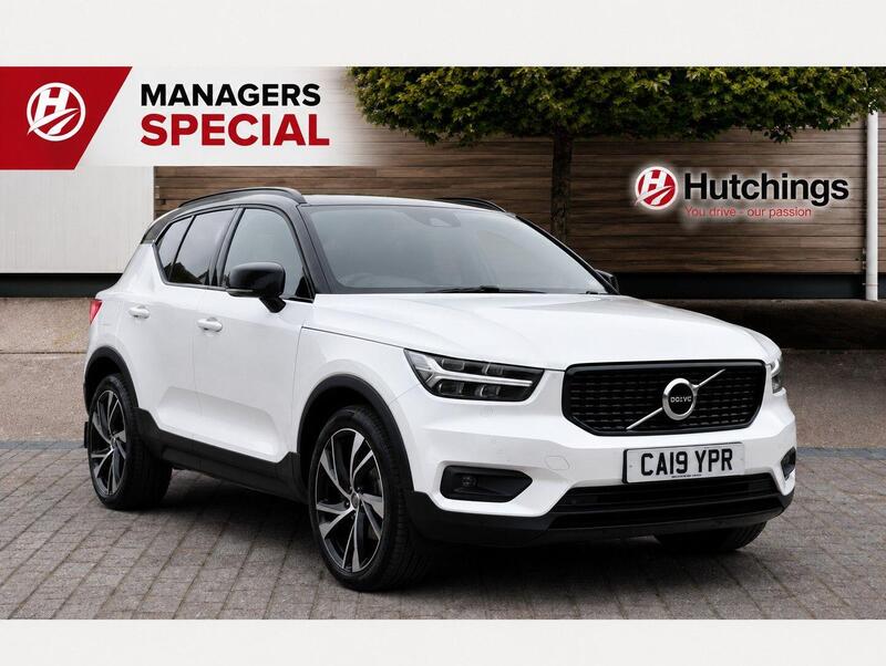 VOLVO XC40