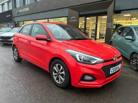 i20