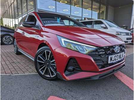 i20